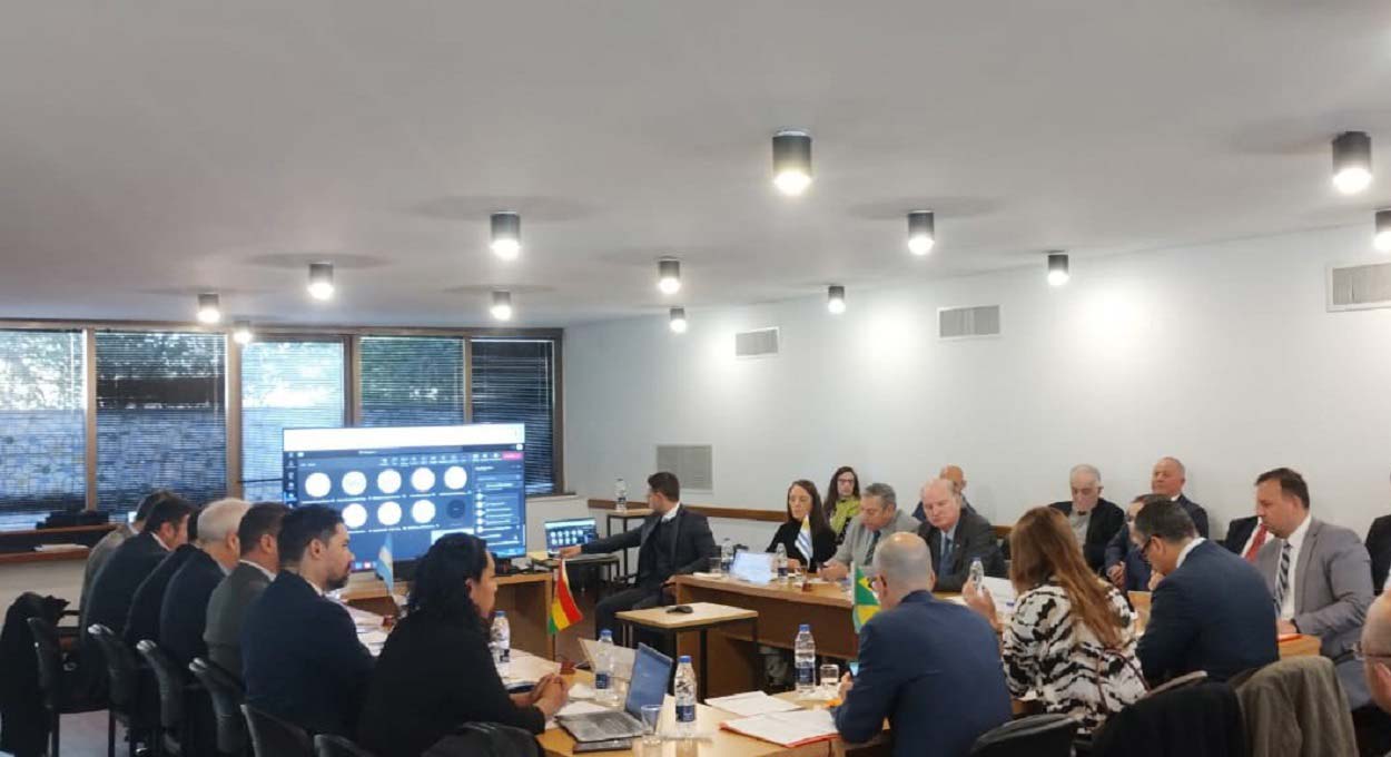 Reunião ocorreu na sede da Embaixada do Brasil em Buenos Aires. Foto: Gentileza/Ministério de Obras Públicas e Comunicações do Paraguai
