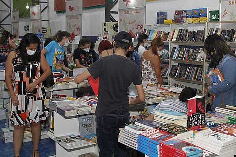 Definida a data para a Feira do Livro 2023 em Foz do Iguaçu