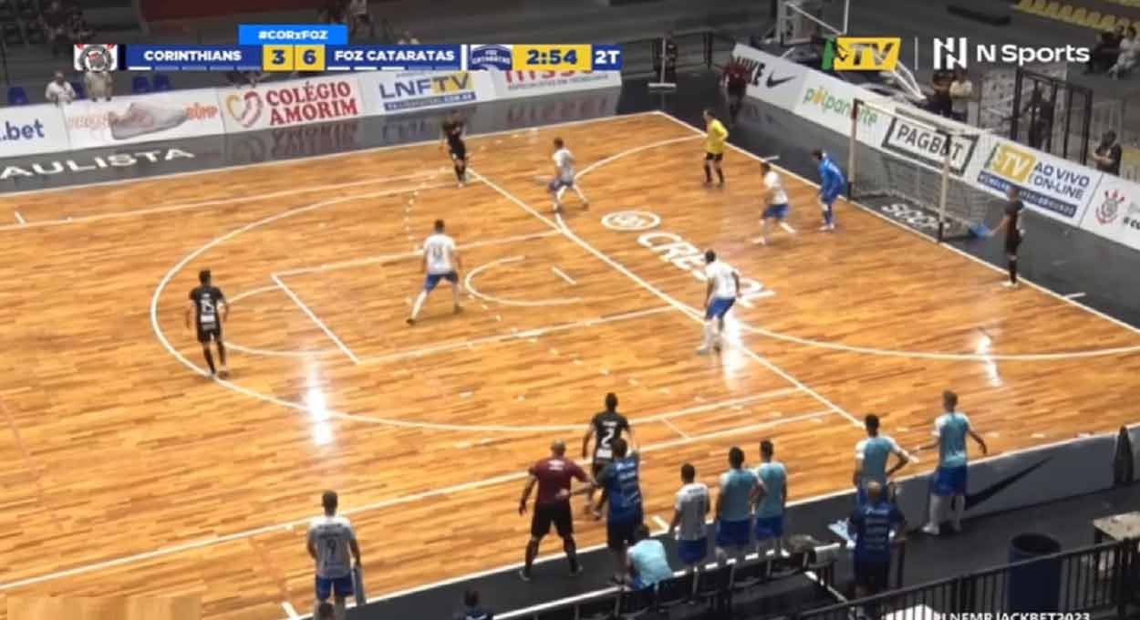 Fora de casa, Foz Cataratas goleia o Corinthians na Liga Nacional