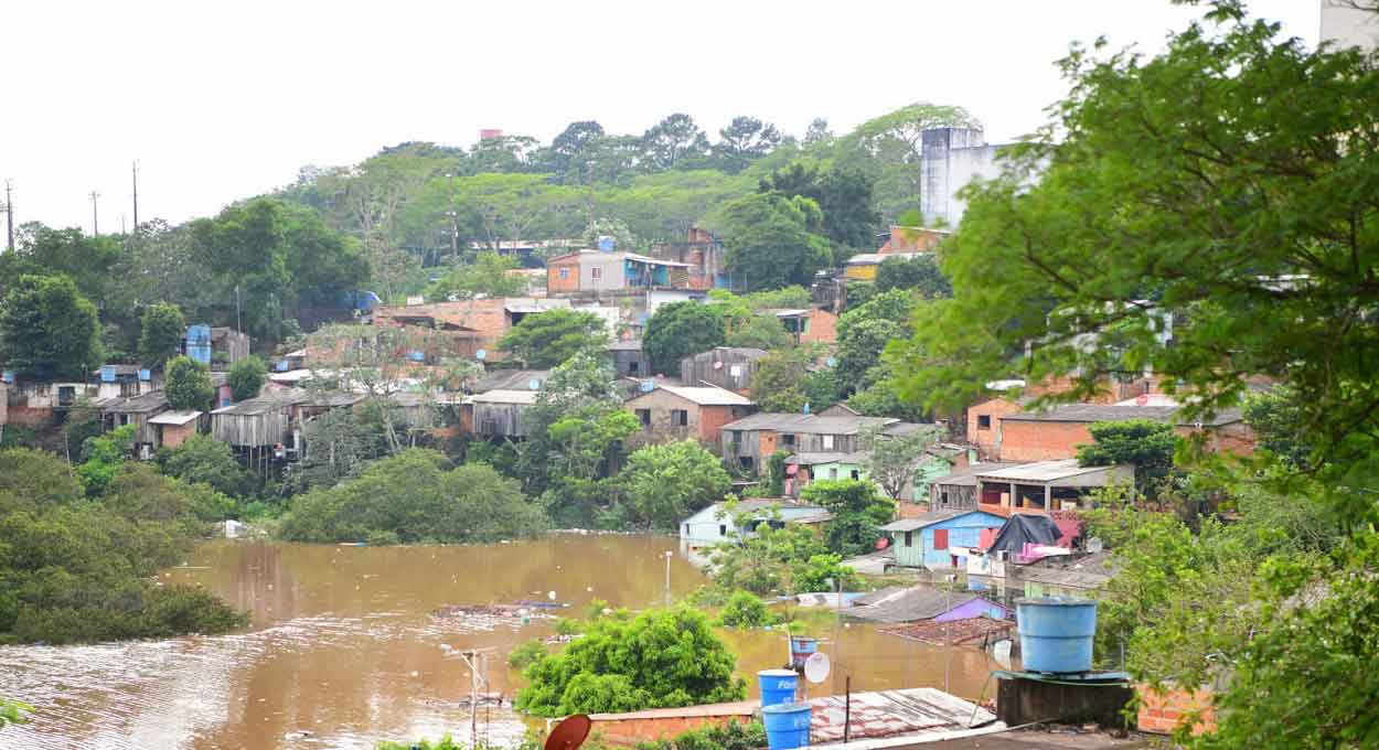 Lado paraguaio da fronteira declara emergência devido aos temporais