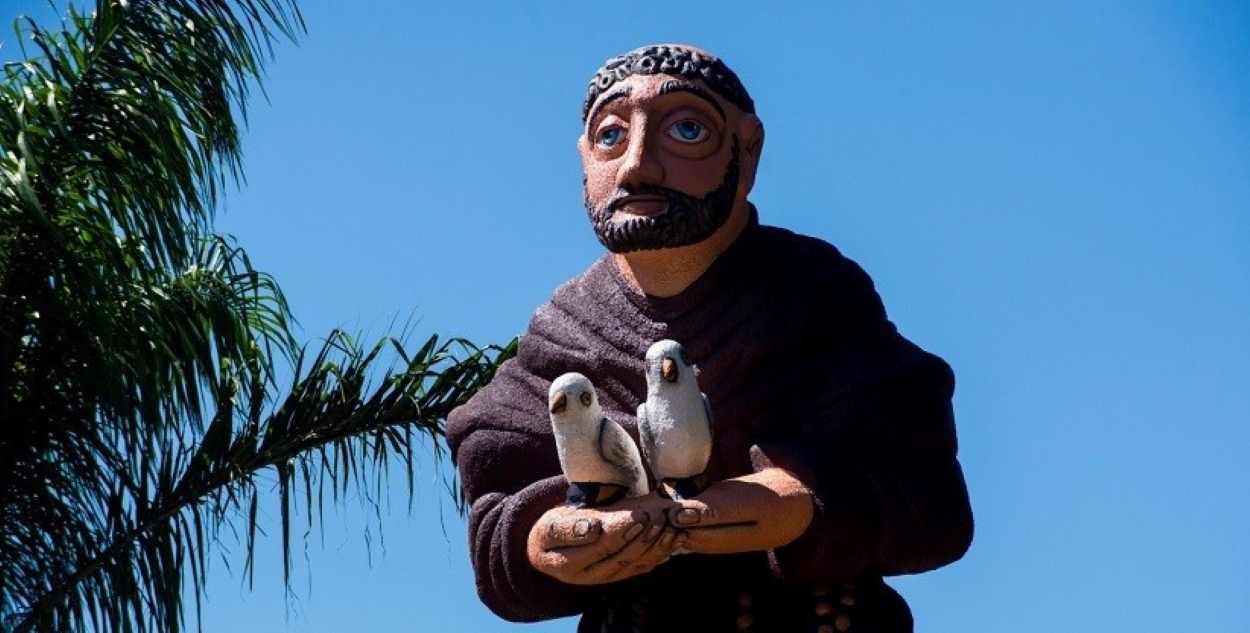 São Francisco de Assis em bairro de Foz do Iguaçu lembra opção pelos pobres e natureza