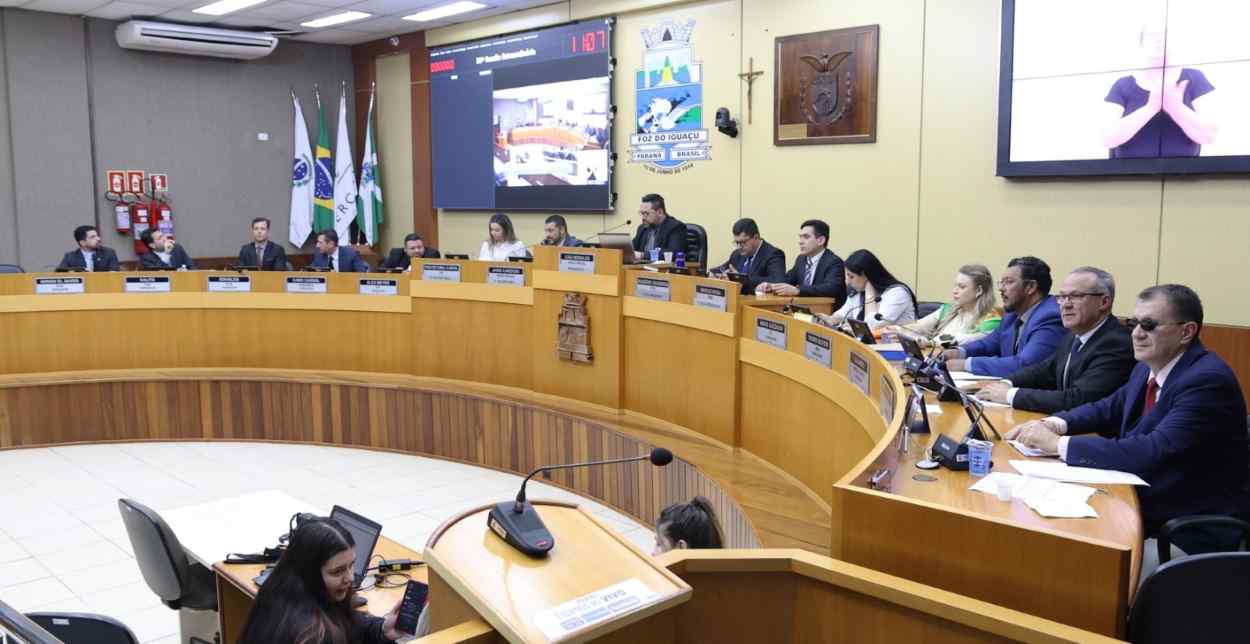 Câmara devolve mais R$ 225 mil à prefeitura ao extinguir fundo para obra