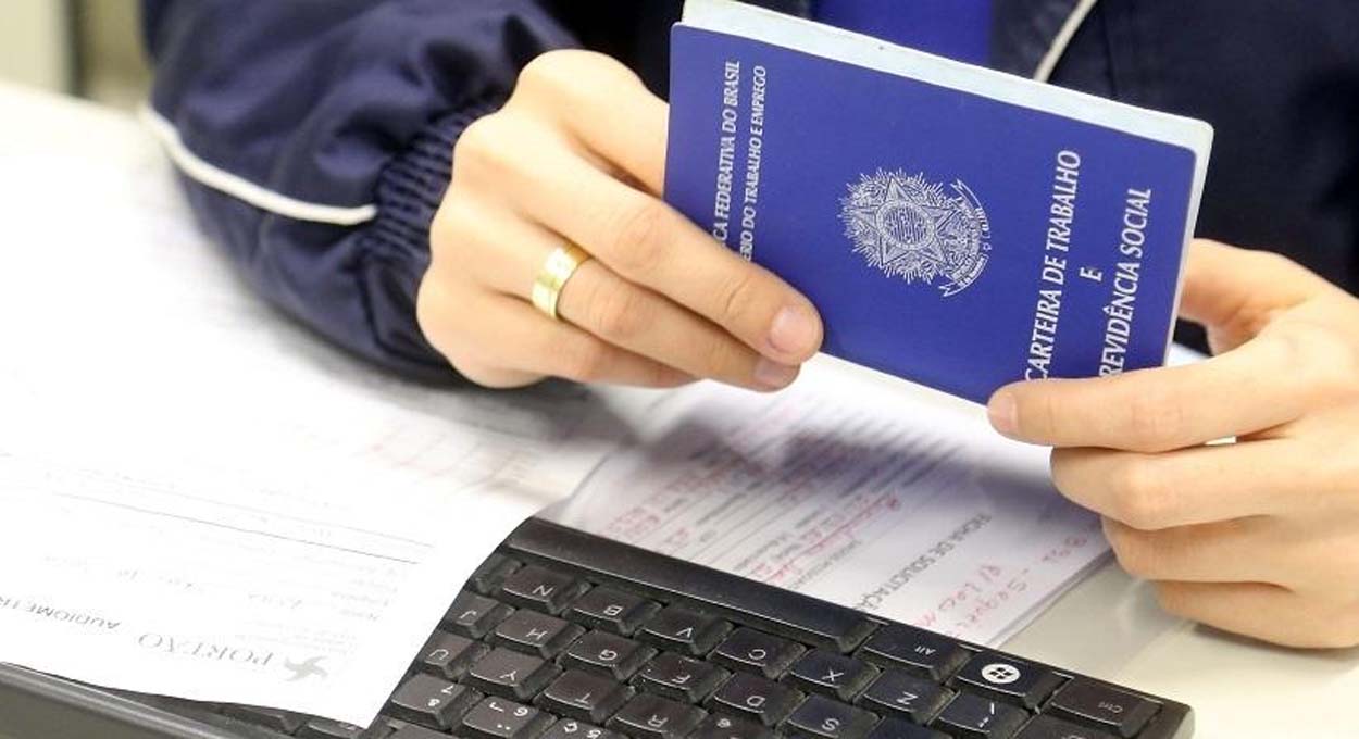 Emprego, Paraná exportador e Alta no turismo