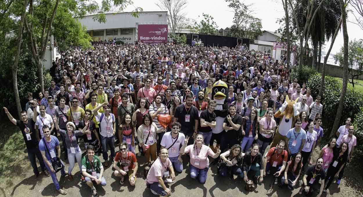 Latinoware 2023 abre inscrições gratuitas em Foz do Iguaçu