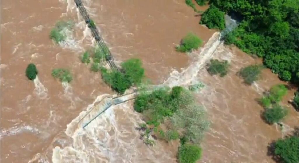 Argentina avalia danos à passarela das Cataratas do Iguaçu