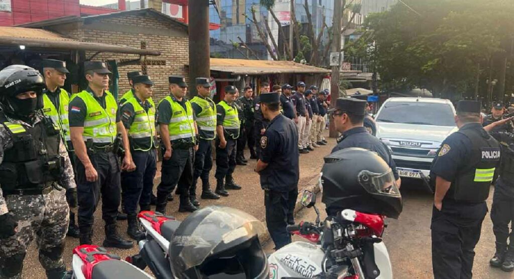 Polícia do Paraguai reforça efetivo nos arredores da Ponte da Amizade