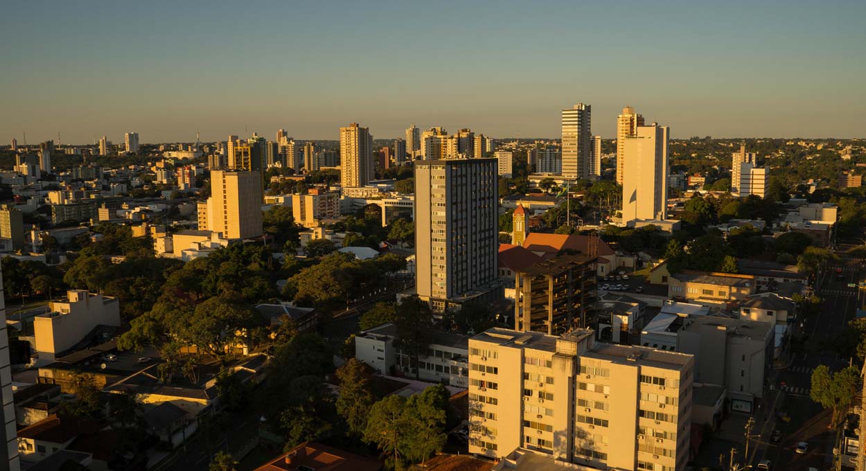 Ah, a magia do mercado imobiliário de Foz!