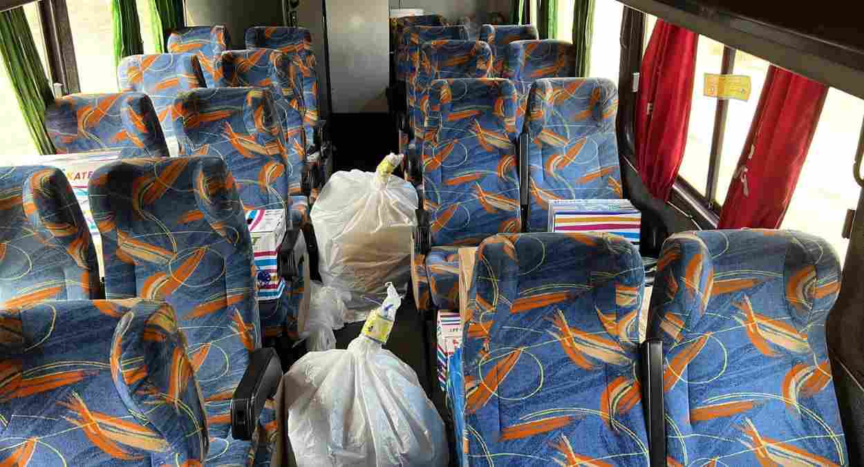 Ônibus de turismo é recolhido com R$ 400 mil em mercadorias na BR-277