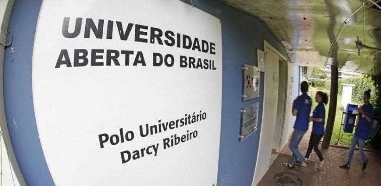 Foz do Iguaçu abre vagas para curso gratuito de Tecnólogo em Produção Cultural