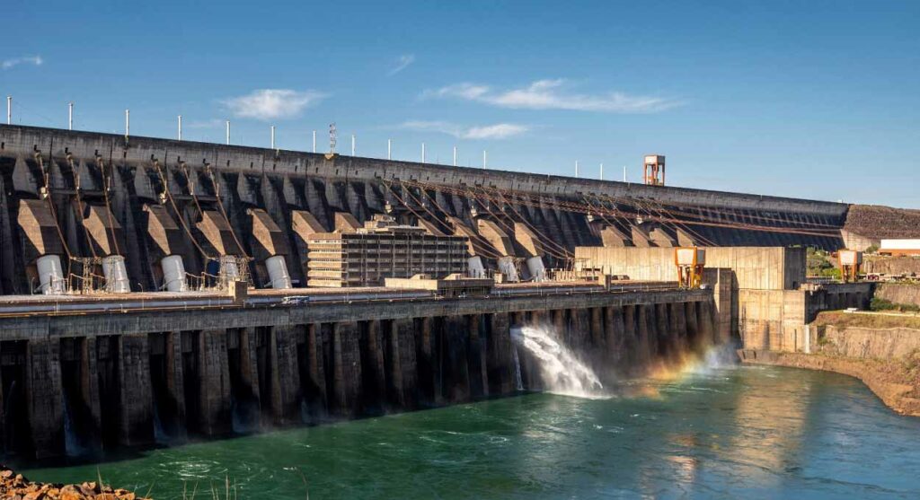 Itaipu abre processo seletivo para 31 cargos – veja a lista