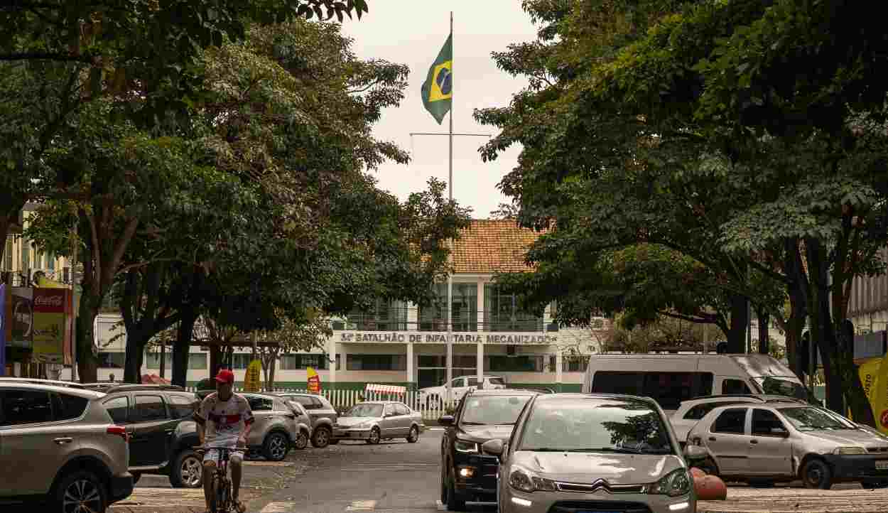 Agência oferta 370 vagas de emprego em Foz do Iguaçu