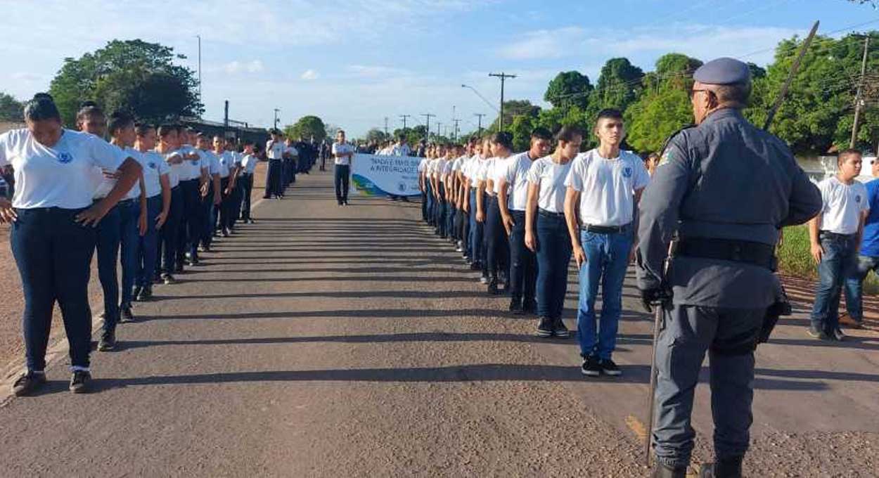 Ensino cívico-militar, Reaplicação do Enem e Há vagas!