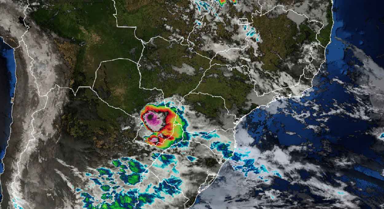 Foz do Iguaçu tem alerta laranja de temporal nesta quinta (2)