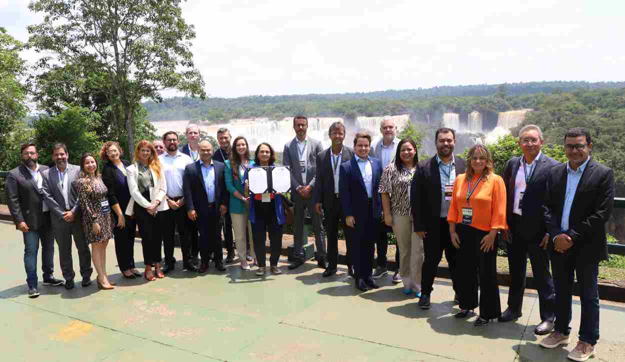 Carta de Foz do Iguaçu reforça a comunicação pública contra as fake news