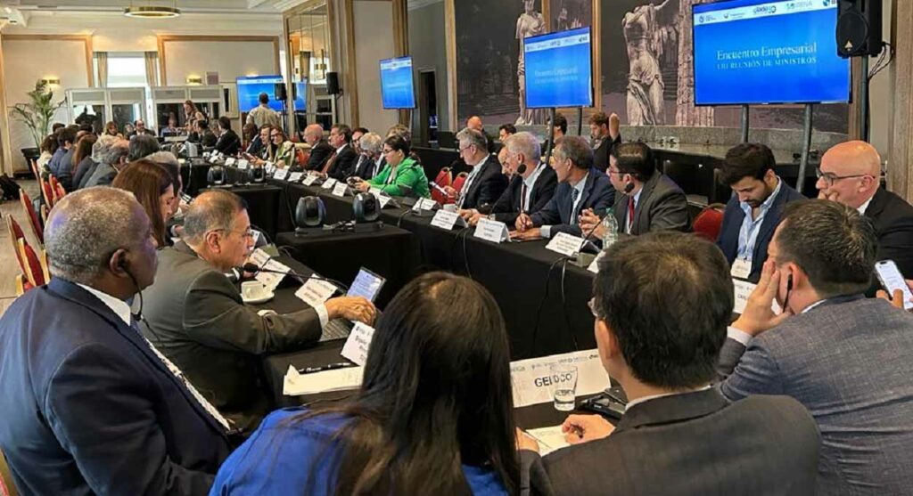 Itaipu participa de encontro sobre transição energética na América Latina