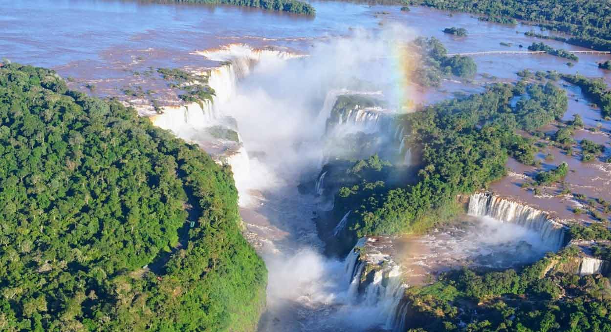 Parque Nacional do Iguaçu terá horário especial no feriadão da República