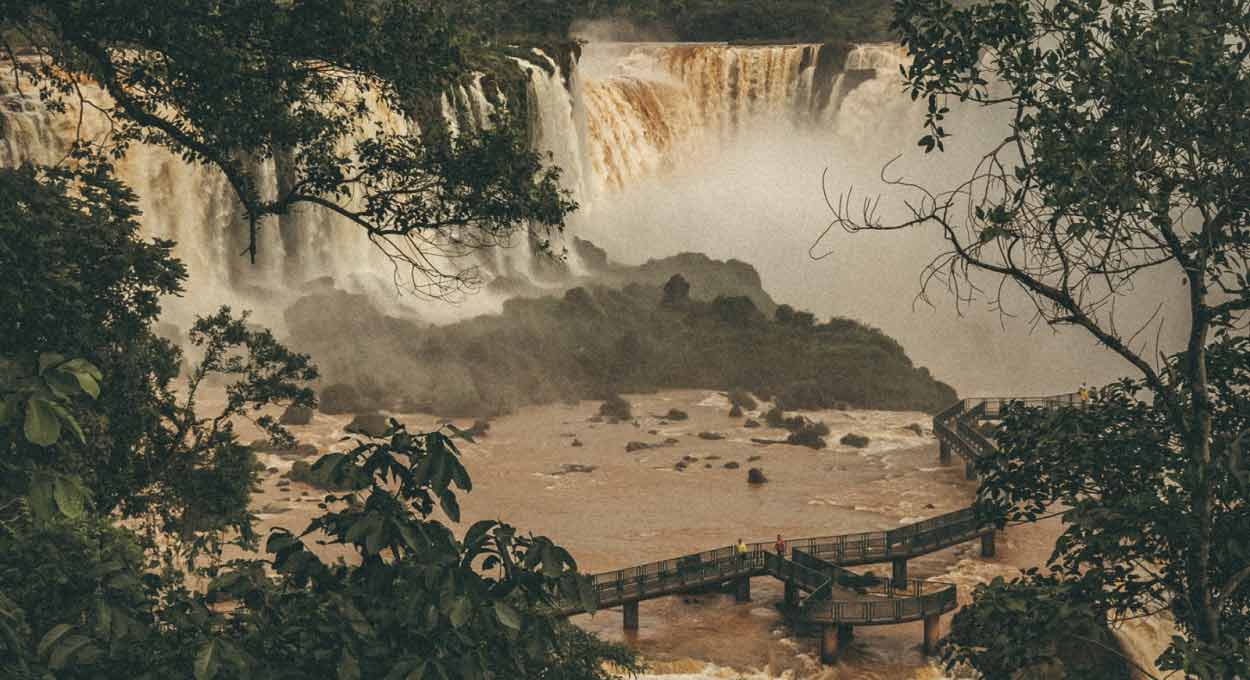 Parque Nacional do Iguaçu fará recadastramento de operadores locais