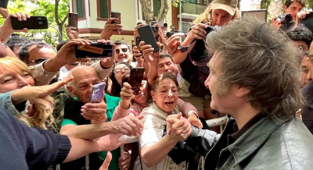 Eleições na Argentina: Milei é o presidente eleito; Massa reconhece derrota