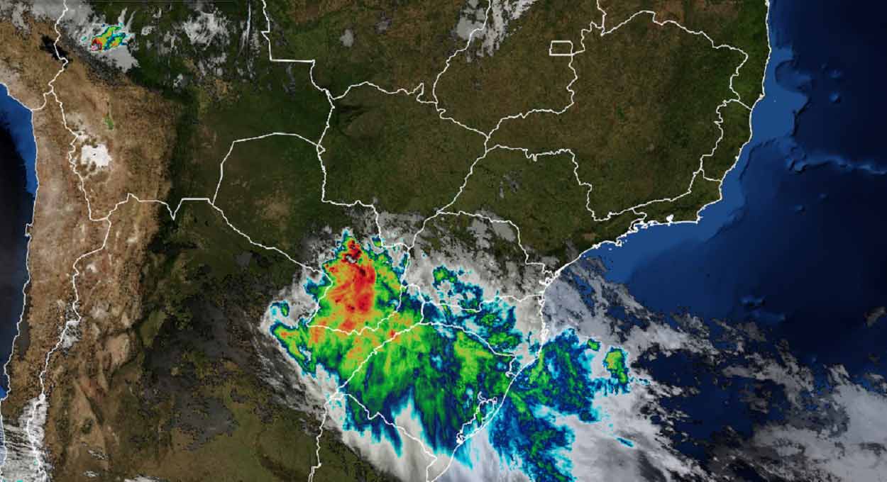 Região de Foz do Iguaçu tem alerta laranja para tempestade