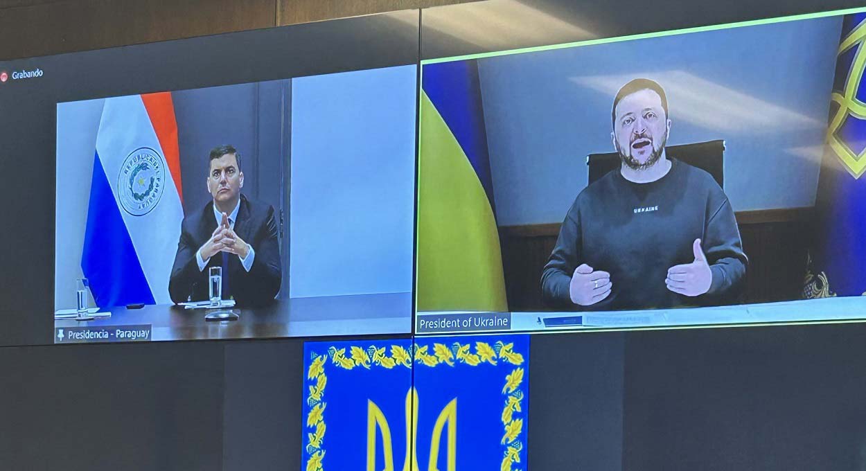 Presidente do Paraguai conversa com Zelensky sobre guerra na Ucrânia