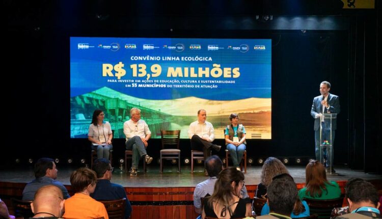 Ônibus da Linha Ecológica percorre os municípios da região para ações em áreas como educação ambiental. Foto: Sara Cheida/Itaipu Binacional