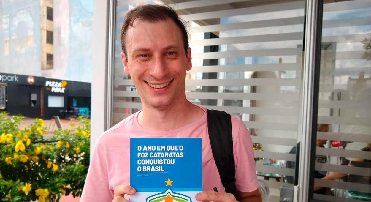 Conquista do Foz Cataratas virou livro e podcast
