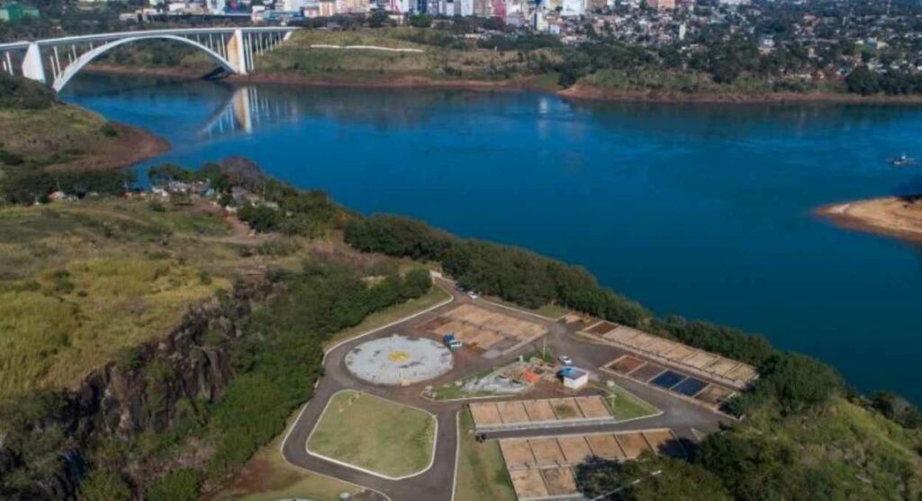 Sanepar prevê R$ 150 milhões em obras de água e esgoto para Foz do Iguaçu