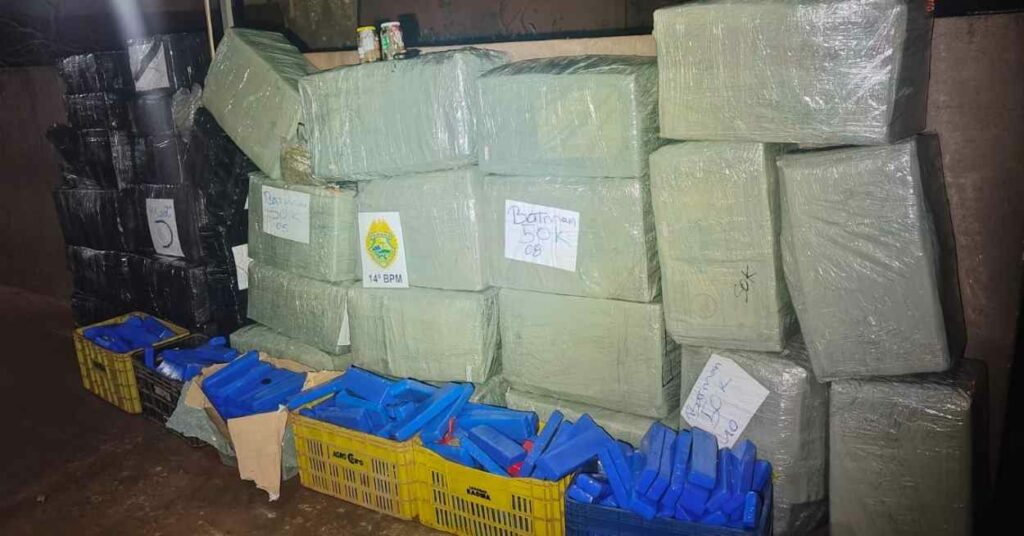 PM captura 16 quilos de cocaína e uma tonelada de maconha em Foz do Iguaçu