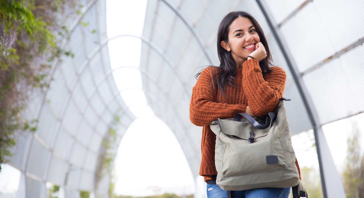 Desafios Pós-Faculdade: A Invisibilidade do Estudante no Mundo Profissional e como o estágio pode ajudar nesse processo