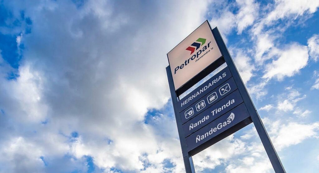 Postos do Paraguai reduzem preço do litro da gasolina