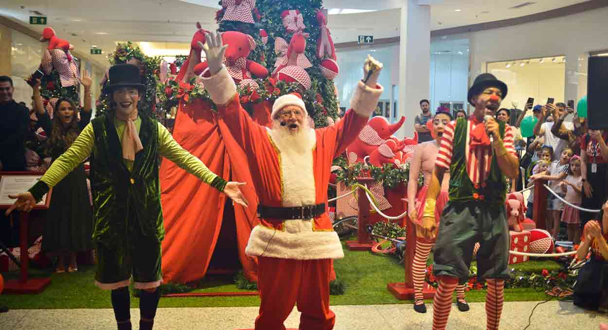 Domingo (19) será marcado pela chegada do Papai Noel ao Catuaí Palladium