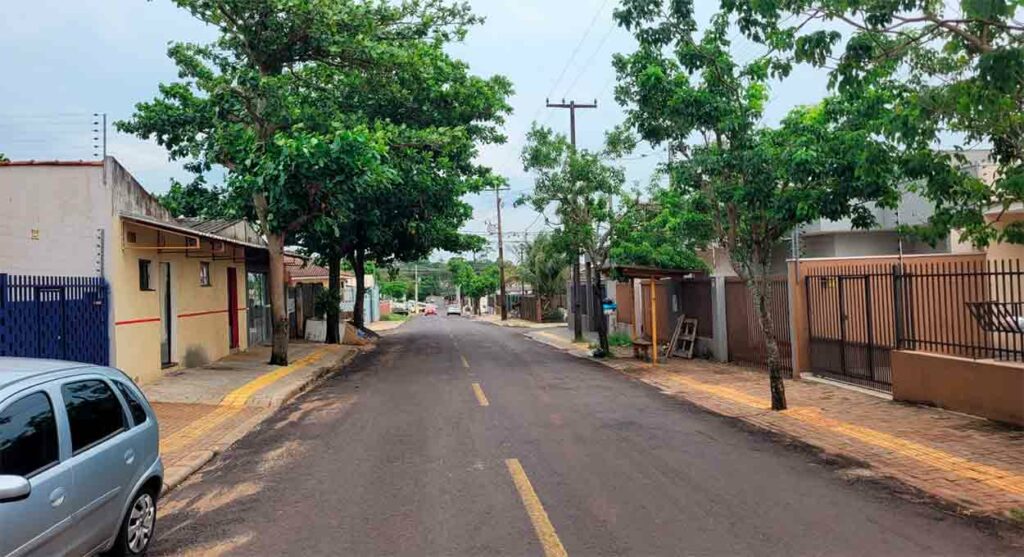 Moradores do Jardim Ipê enfrentam “apagões” e temem queima de equipamentos