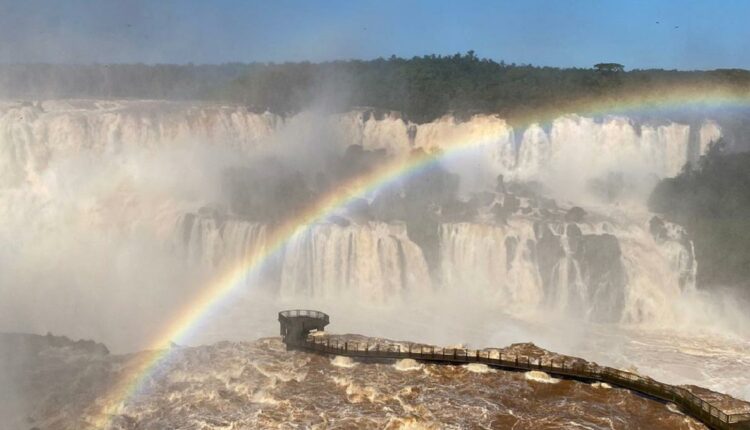 Vazão do Rio Iguaçu continuará acima da média nas Cataratas. Foto: César Muller/Urbia Cataratas