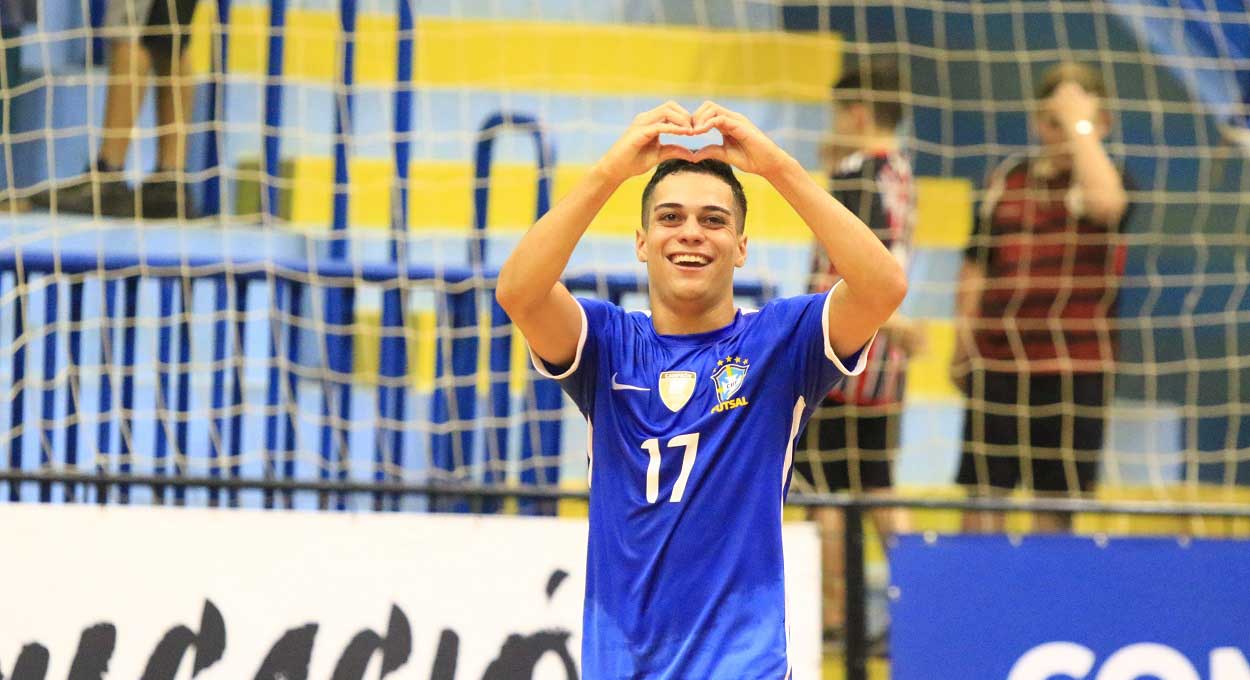 Futsal: Brasil segue 100% na Liga Evolução em Foz do Iguaçu