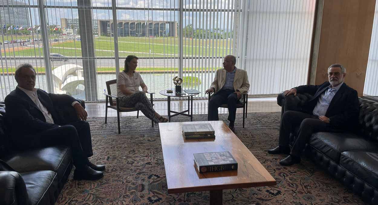 Argentina: em carta, Javier Milei diz querer trabalhar com o Brasil