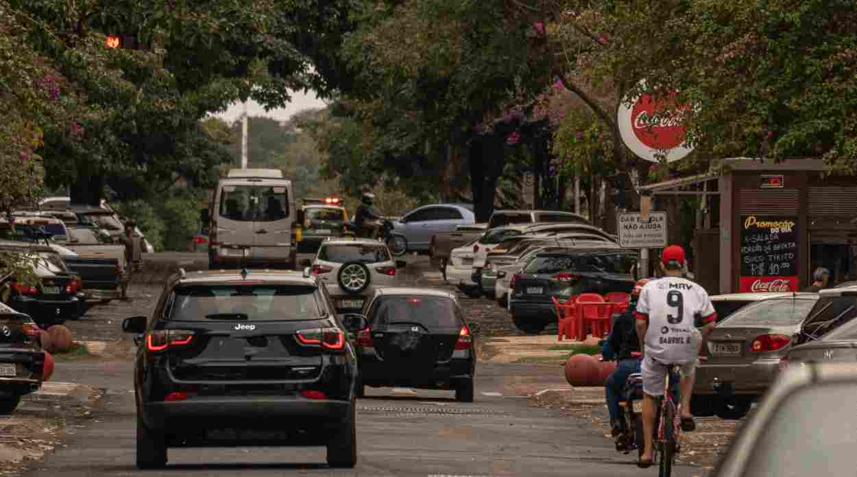 Paraná congela taxas de serviços do Detran para 2024