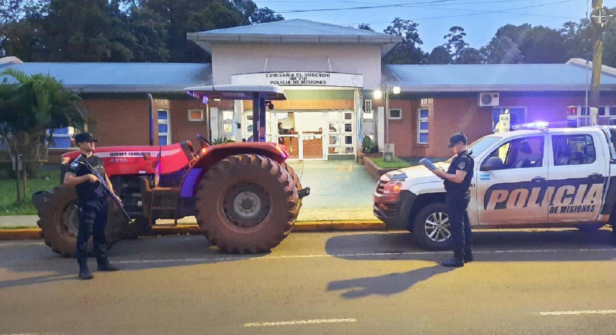 Trator roubado no Brasil é recuperado na Argentina