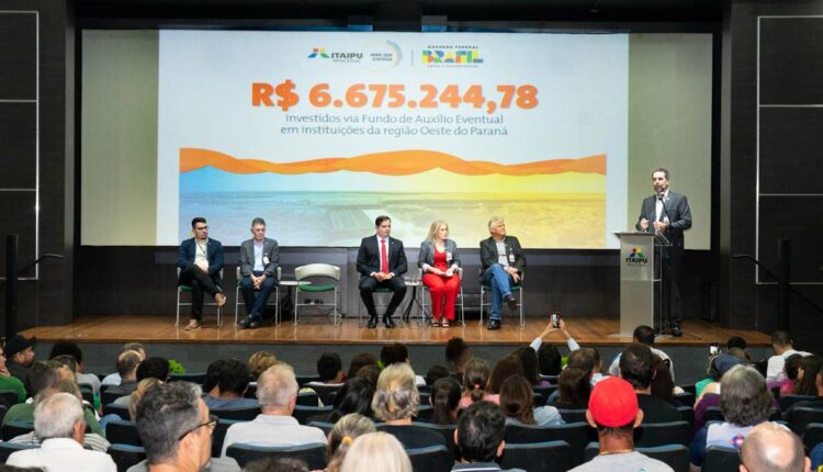 Cerca de 250 pessoas participaram da cerimônia em Foz do Iguaçu. Foto: Sara Cheida/Itaipu Binacional