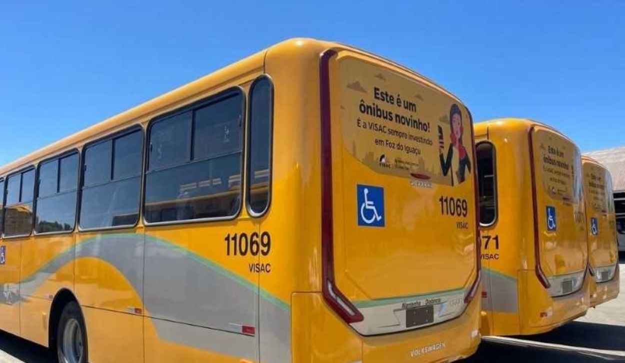 Empresa de ônibus abre vagas de emprego em Foz do Iguaçu