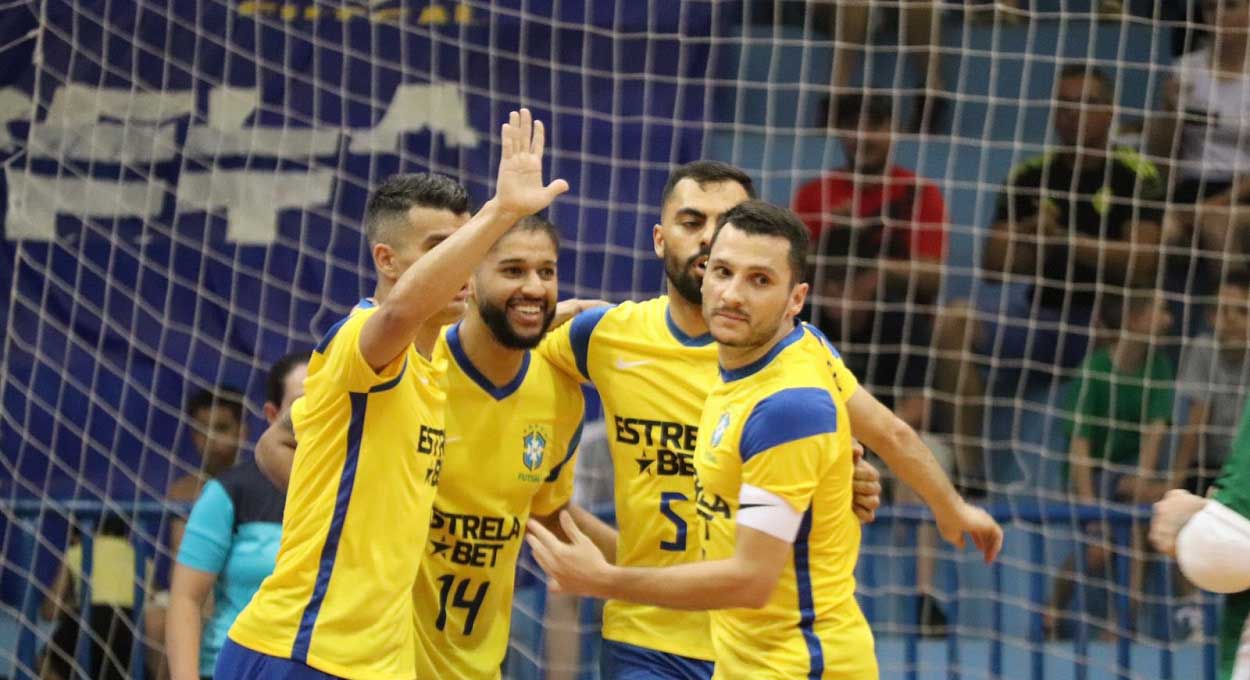 Futsal: Brasil vence a Costa Rica em Foz do Iguaçu