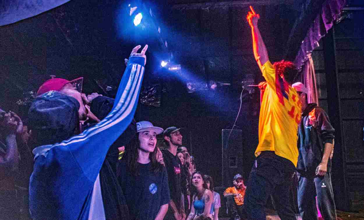 Rolê de Natal em Foz do Iguaçu tem festa da cultura hip-hop com rima e DJ