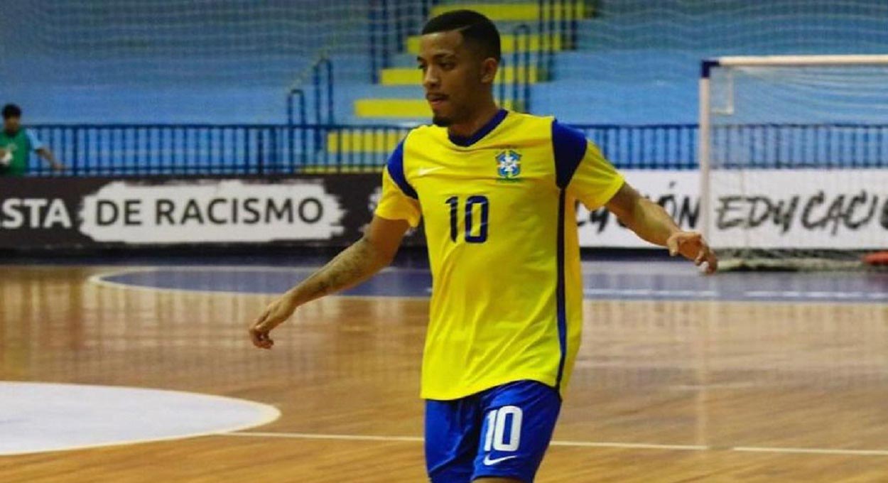 Foz Cataratas contrata camisa 10 da seleção sub-20