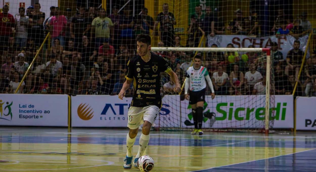 Foz Cataratas anuncia ala artilheiro Paulinho, de 29 anos