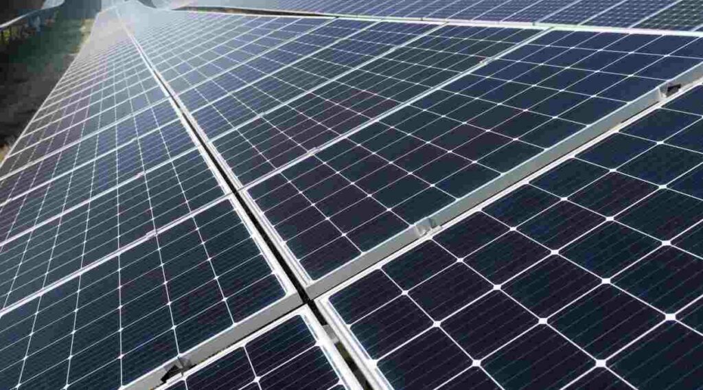 Cidade da região investe R$ 1 milhão para energia solar em prédios públicos