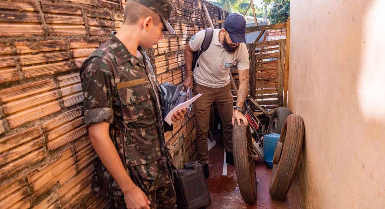 Dengue em Foz do Iguaçu: R$ 2,9 milhões em multas foram aplicadas a proprietários de terrenos em 2023