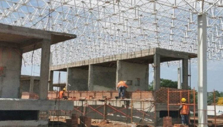 Aspecto do canteiro de obras na cabeceira paraguaia, em Presidente Franco. Foto: Gentileza/MOPC