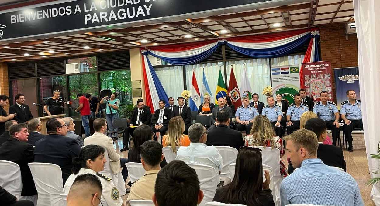 Paraguai inaugura repartição policial em aeroporto da fronteira