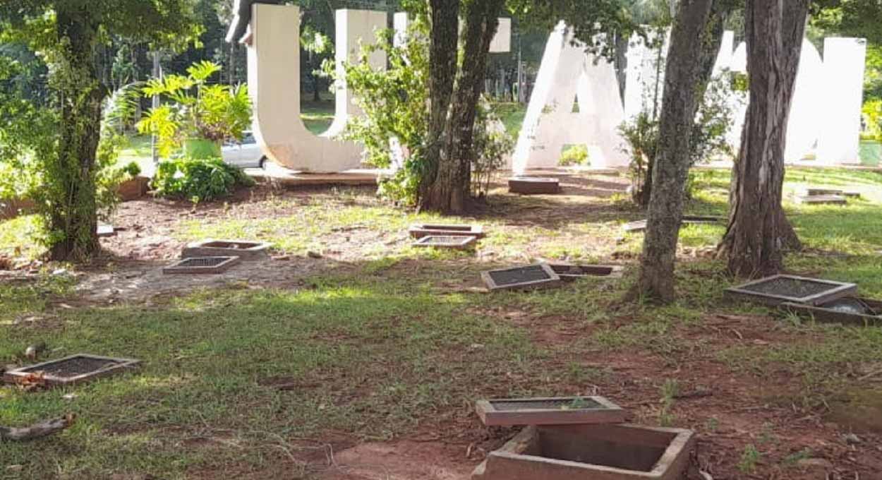 Prefeitura denuncia vandalismo em ponto turístico de Puerto Iguazú