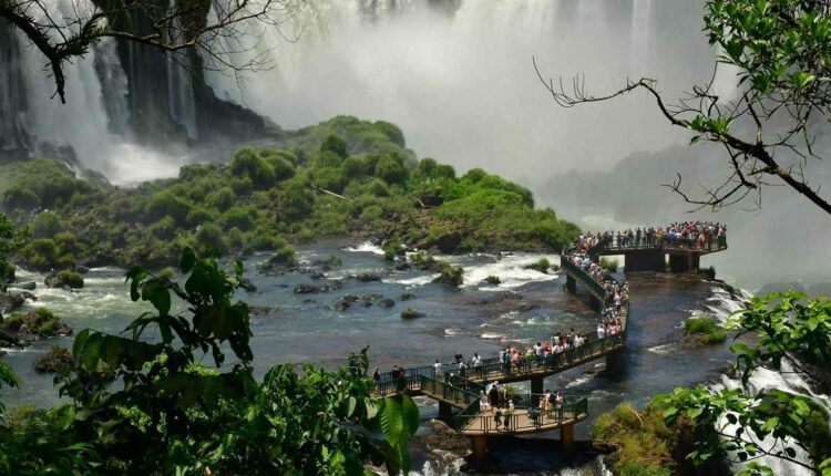 Durante a alta temporada do turismo na fronteira, unidade abrirá uma hora mais cedo, a partir das 8h. Foto: Nilmar Fernando/Urbia Cataratas