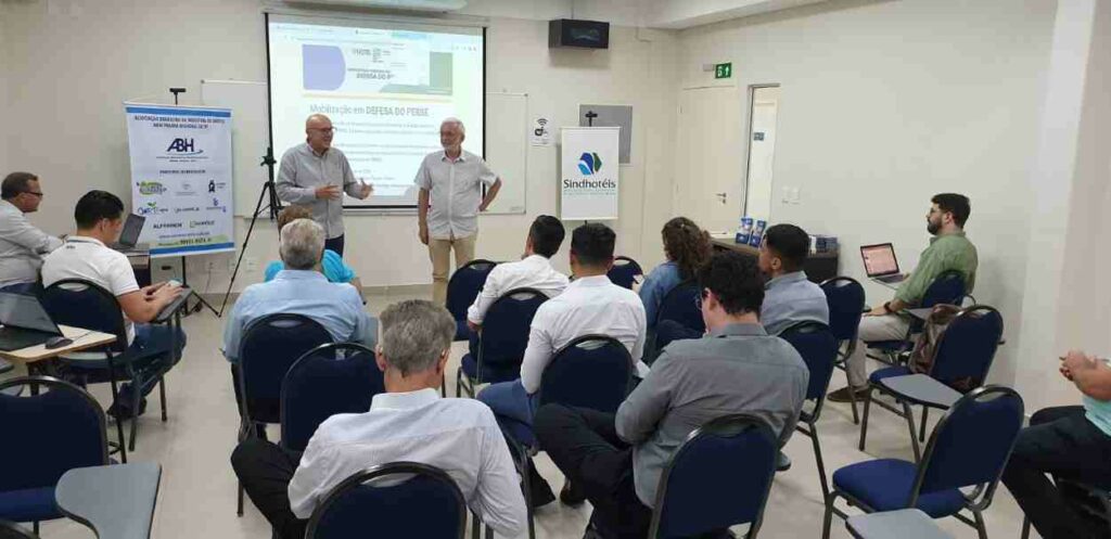 Foz do Iguaçu bate à porta de Brasília para manter incentivos ao setor de eventos
